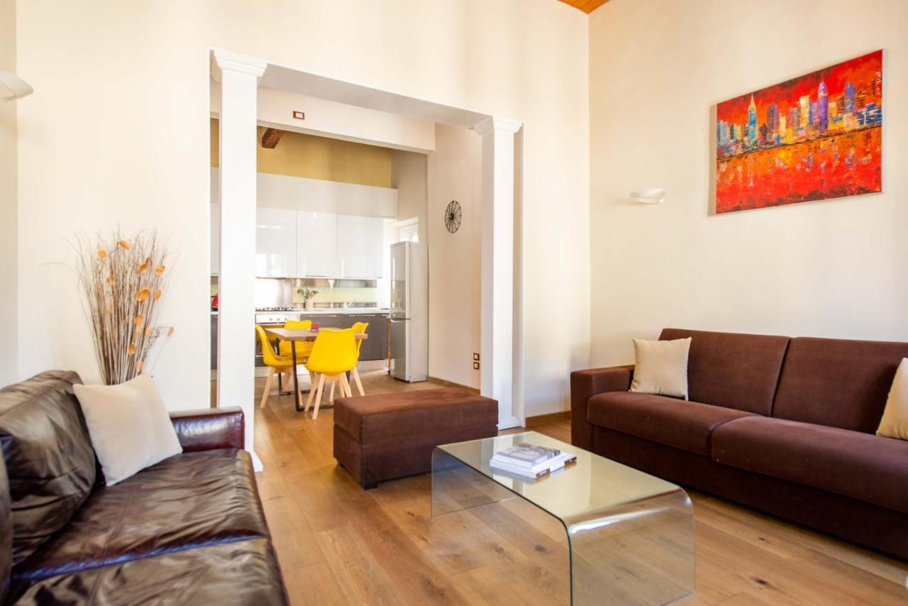Modern, Bright Near Boboli Gardens & Santo Spirito - Homeunity Firenze Eksteriør billede