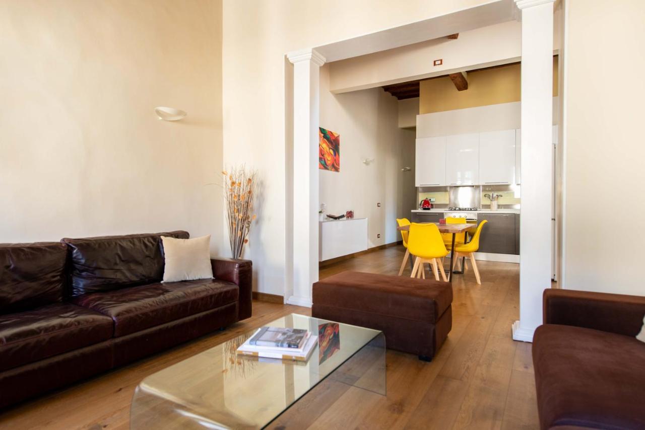 Modern, Bright Near Boboli Gardens & Santo Spirito - Homeunity Firenze Eksteriør billede