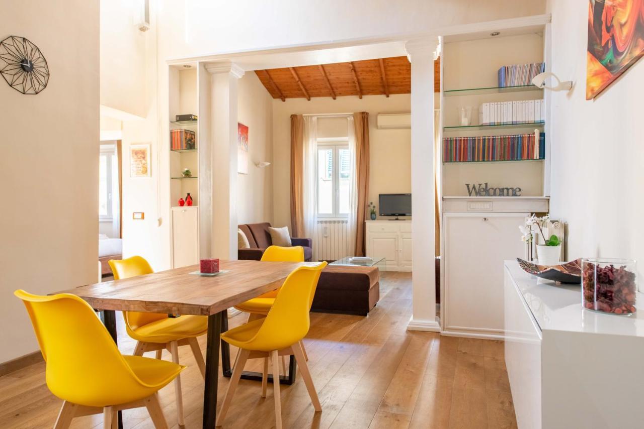Modern, Bright Near Boboli Gardens & Santo Spirito - Homeunity Firenze Eksteriør billede