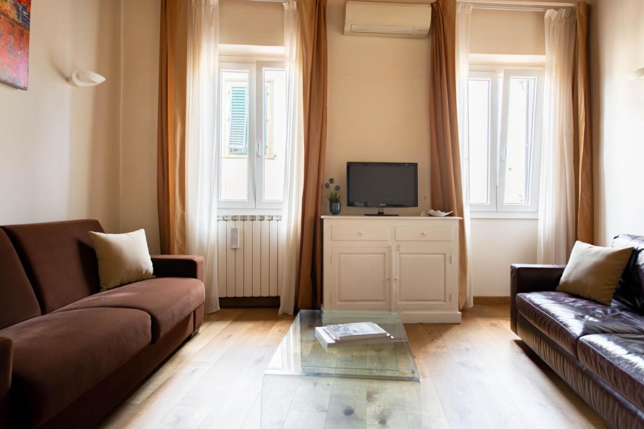 Modern, Bright Near Boboli Gardens & Santo Spirito - Homeunity Firenze Eksteriør billede